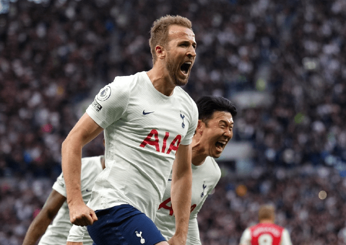 包含里昂轻取意大利，孙兴慜惊艳世界的词条