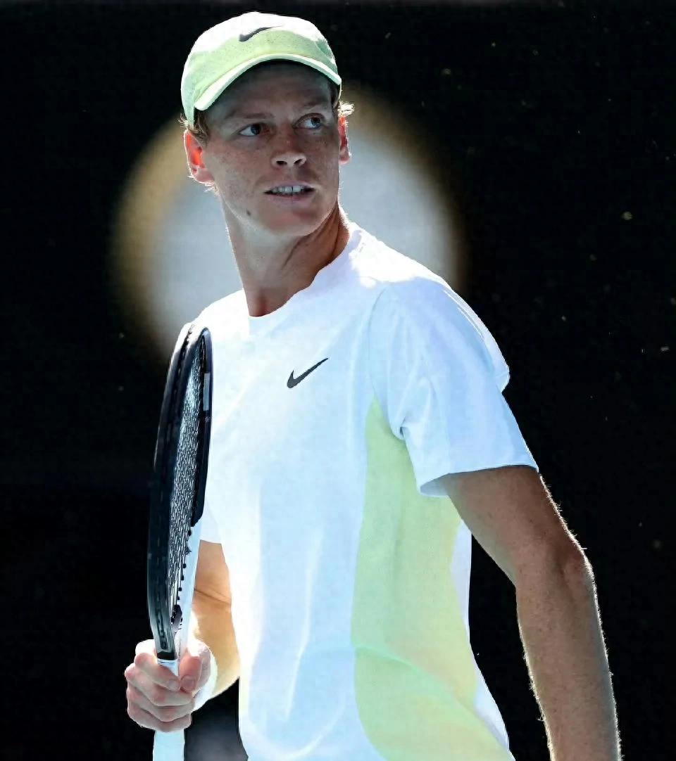 关于澳大利亚网球队血洗意大利网球队，兹维列夫惊艳世界的信息