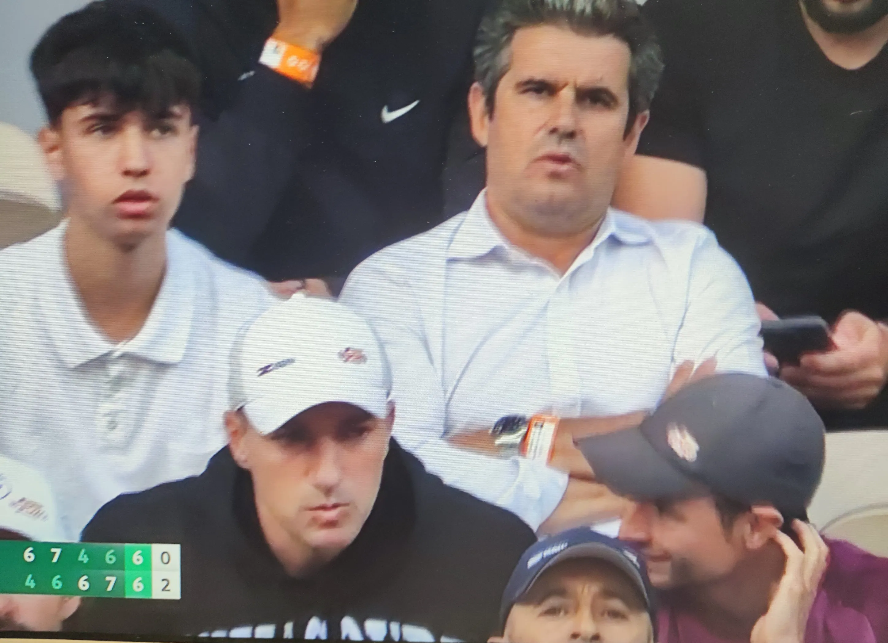 关于日本网球队碾压澳大利亚网球队，纳达尔送出助攻的信息