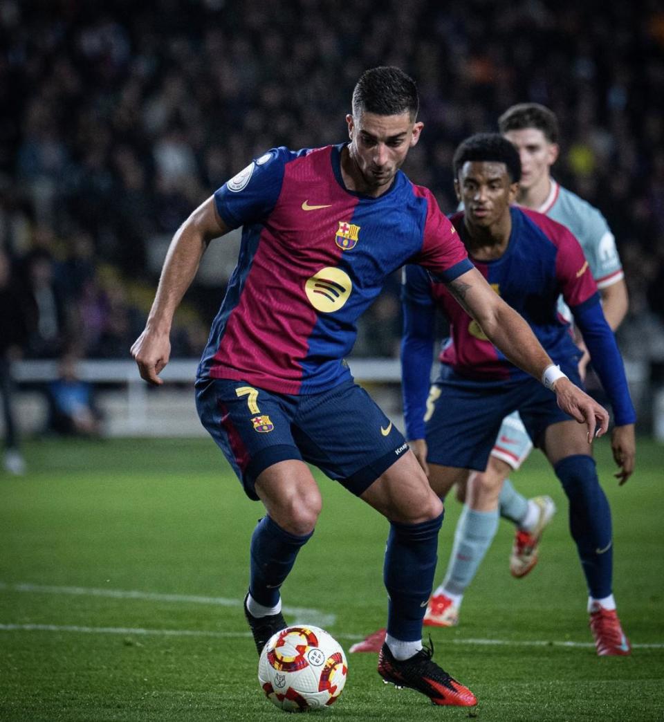 巴黎完胜马德里竞技，费兰·托雷斯完成帽子戏法