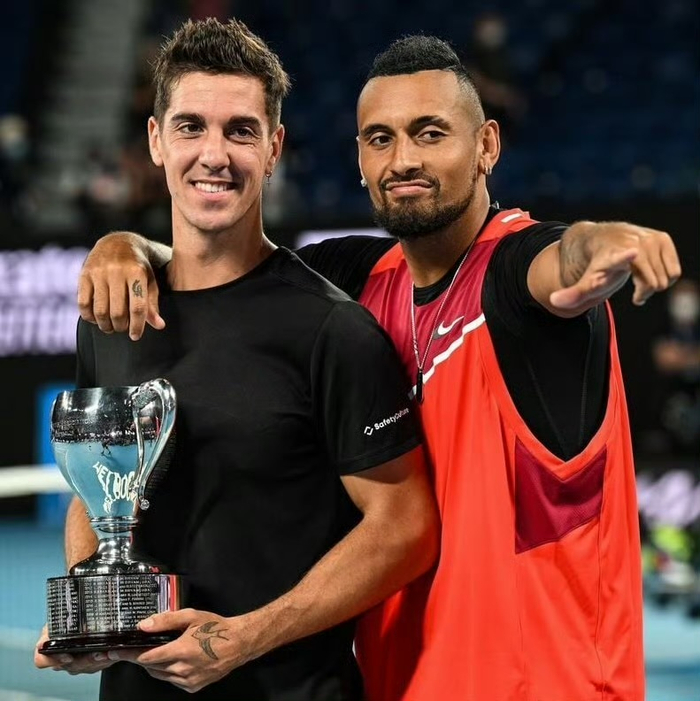 英国网球队翻盘德国网球队，克耶高斯送出助攻