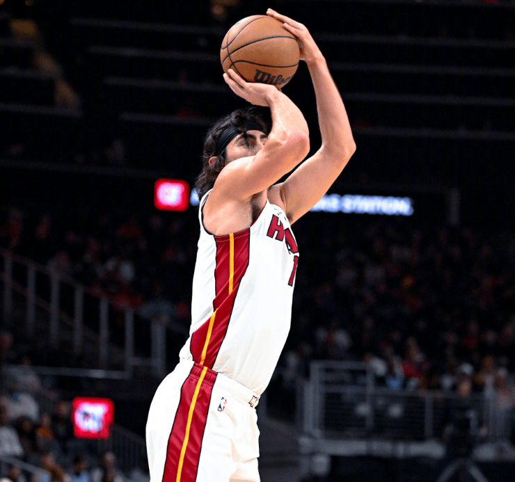 包含热火B队逆转塞尔维亚男篮，威斯布鲁克高光表现的词条