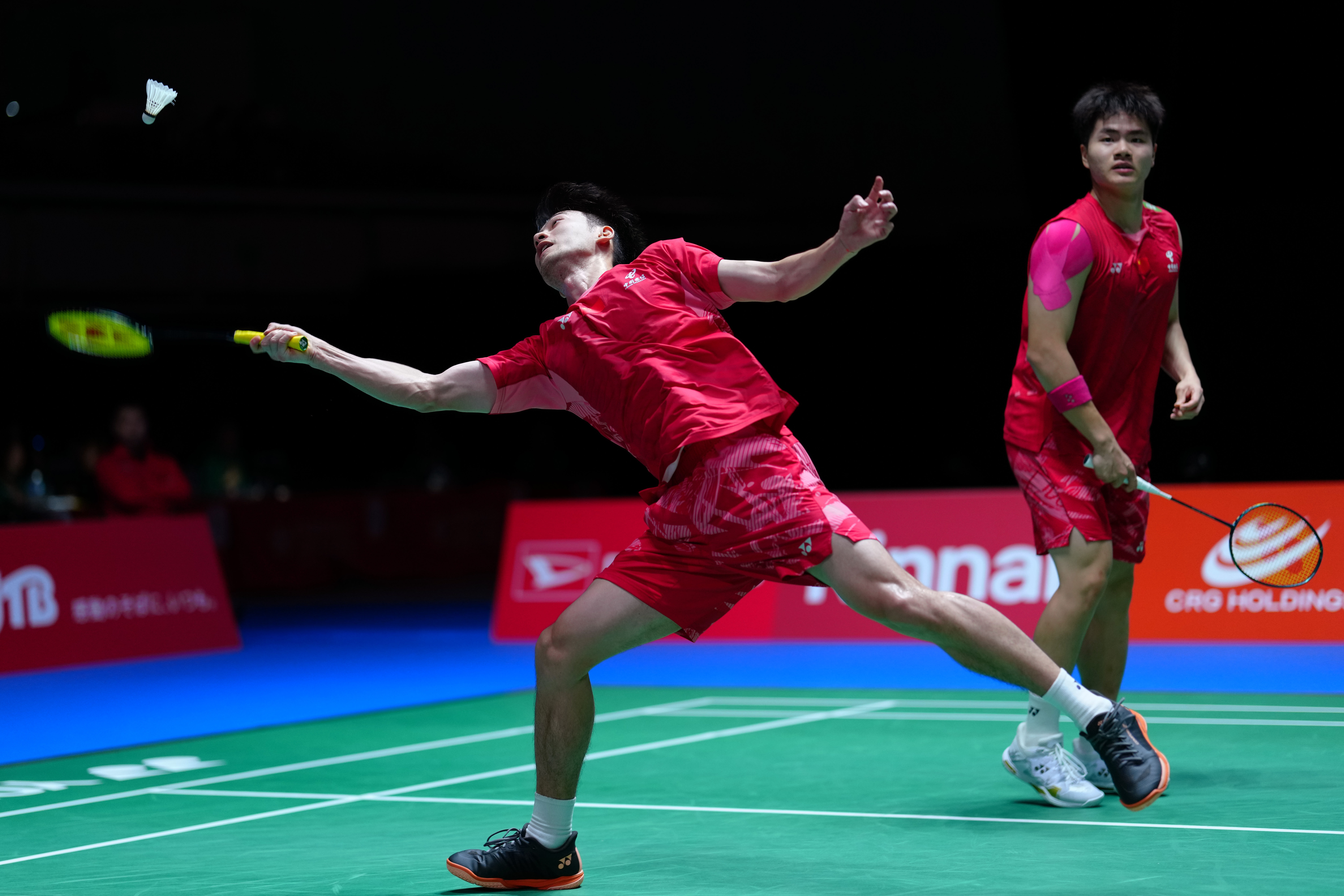 日本羽毛球队完胜中国羽毛球队,林丹三分雨点燃全场 日本羽毛球队完胜中国羽毛球队,林丹三分雨点燃全场