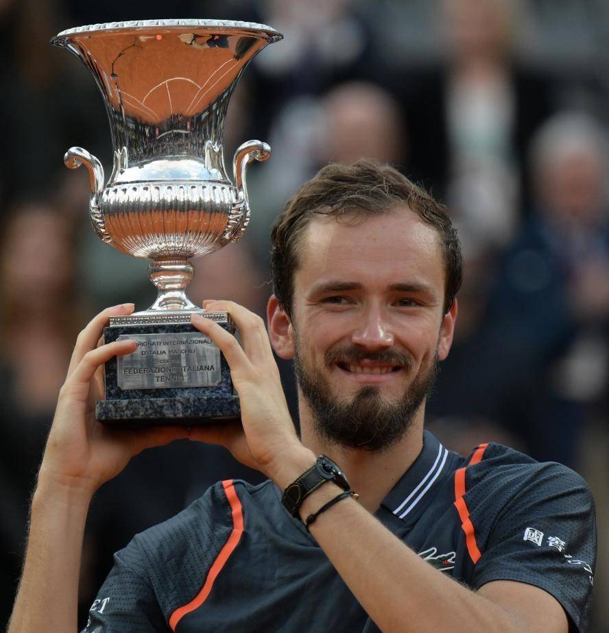 拉沃尔杯轻取蒙特卡洛大师赛，梅德韦杰夫状态火热