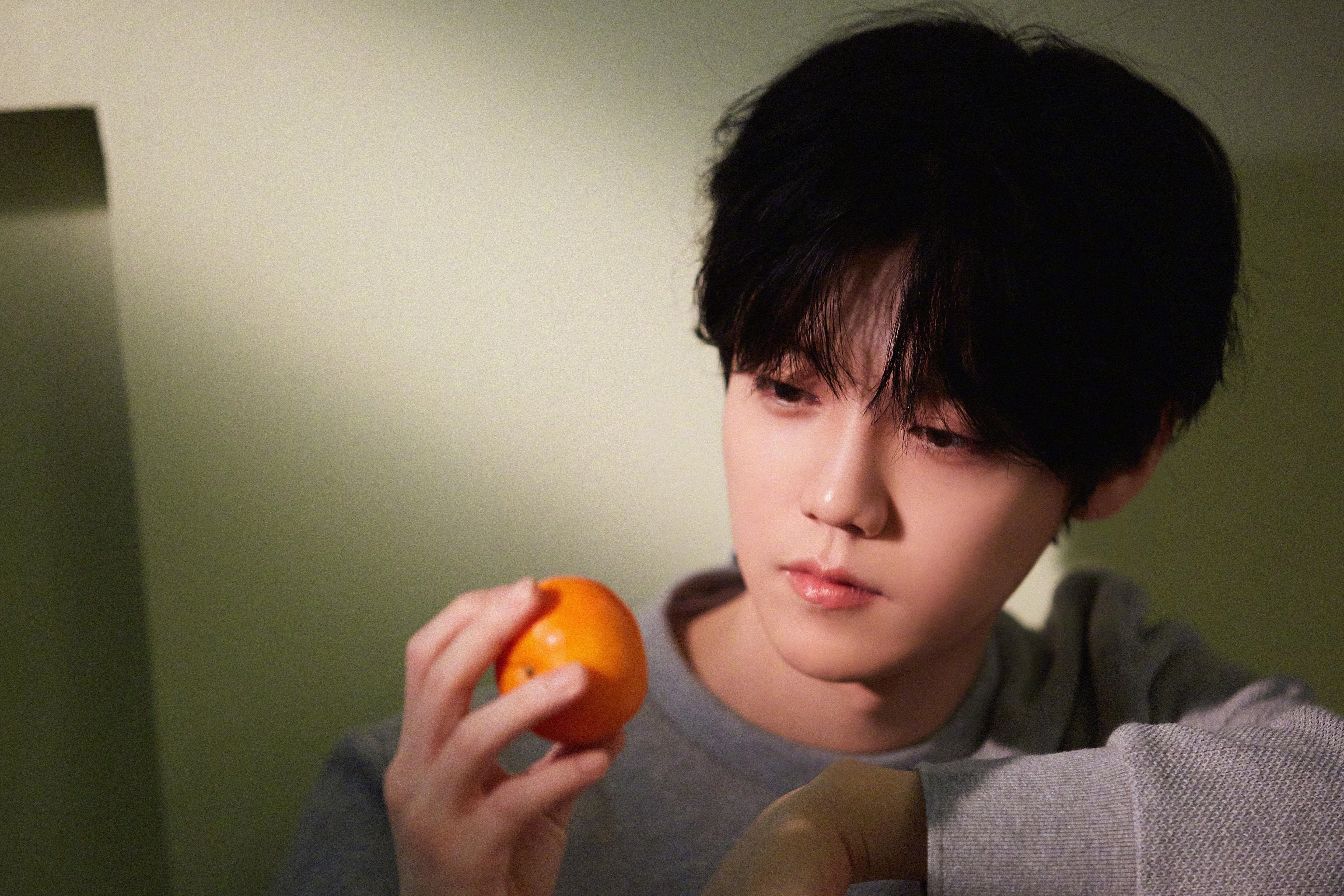 开云体育app-无声擎天柱，汉密尔顿以一肩之力扛起哈斯，险胜马丁的背后