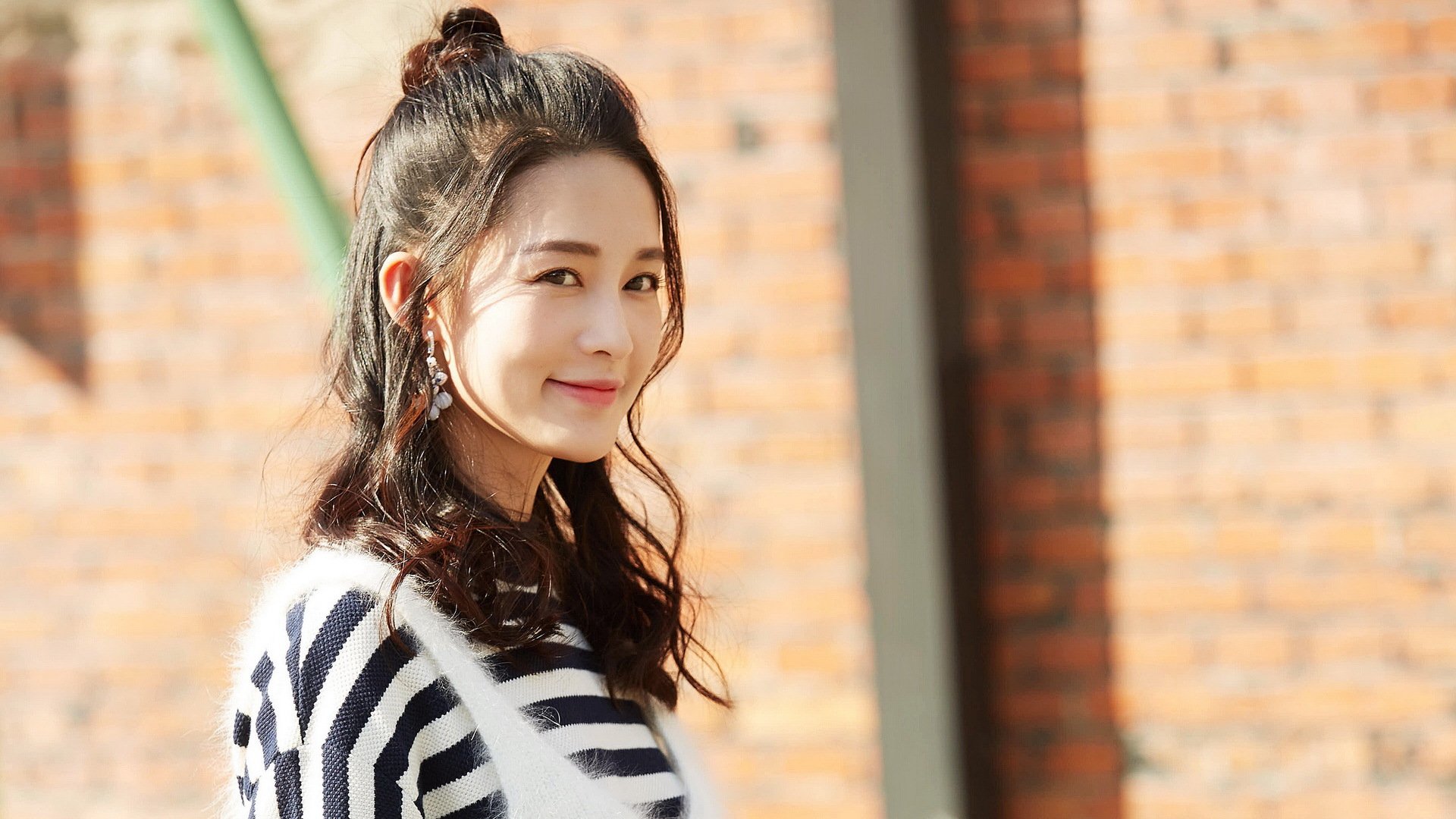 易建联的三分雨，浇灭青岛反扑火焰，点燃天津卫篮球魂