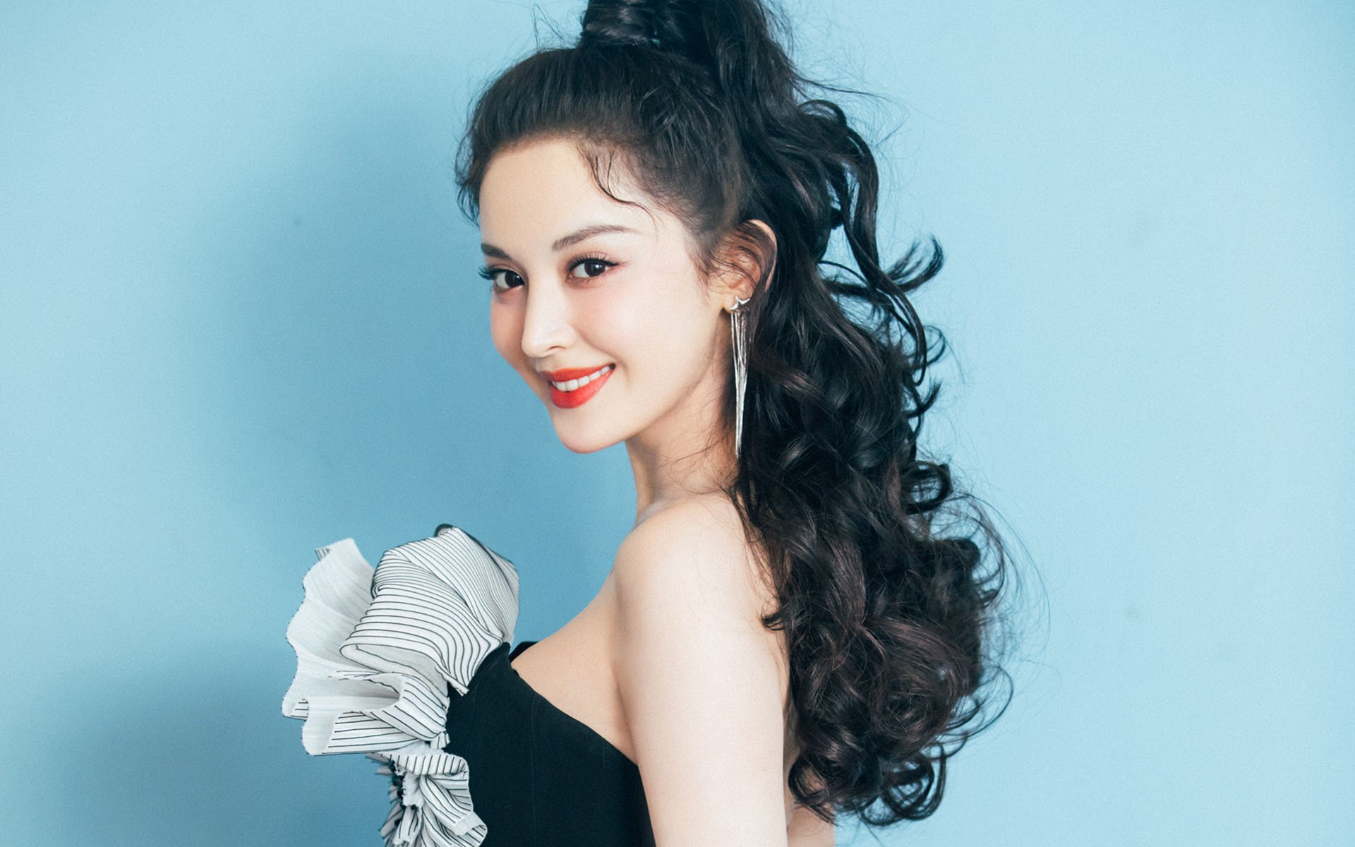 友谊赛的意外馈赠，当多特蒙德遭遇加纳风暴，帕尔默打出定义生涯的一夜